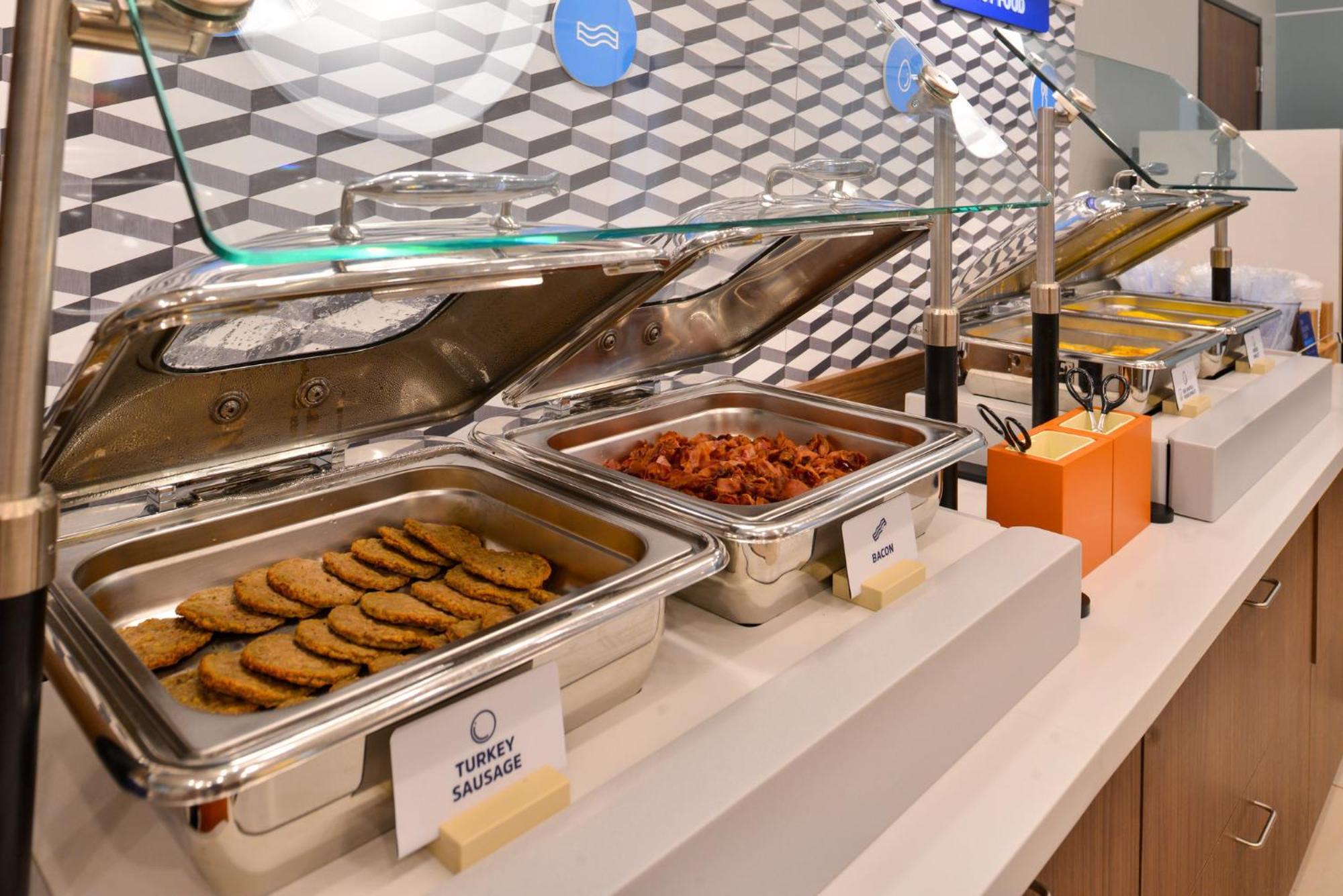 Holiday Inn Express & Suites Chicago Schaumburg By Ihg Esterno foto