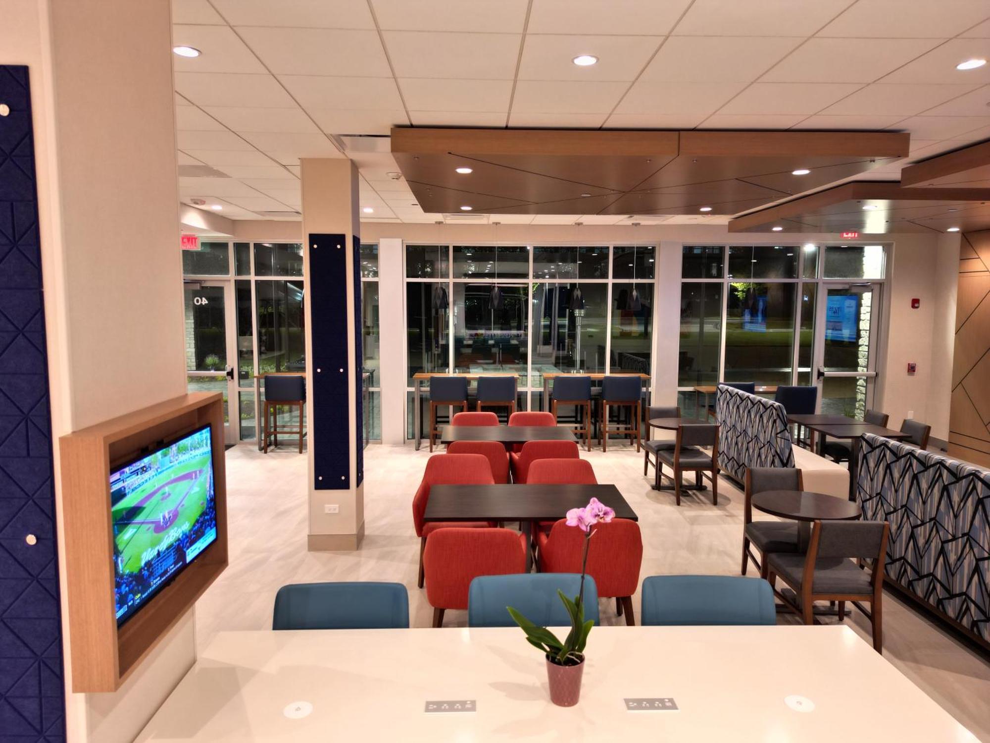 Holiday Inn Express & Suites Chicago Schaumburg By Ihg Esterno foto