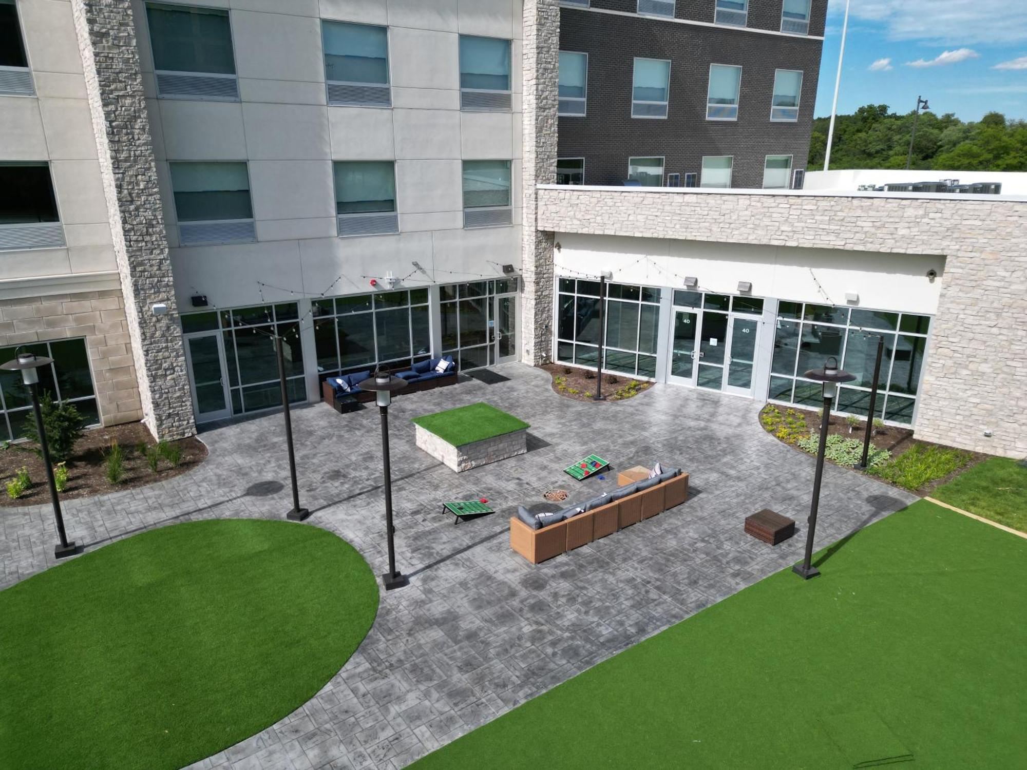 Holiday Inn Express & Suites Chicago Schaumburg By Ihg Esterno foto