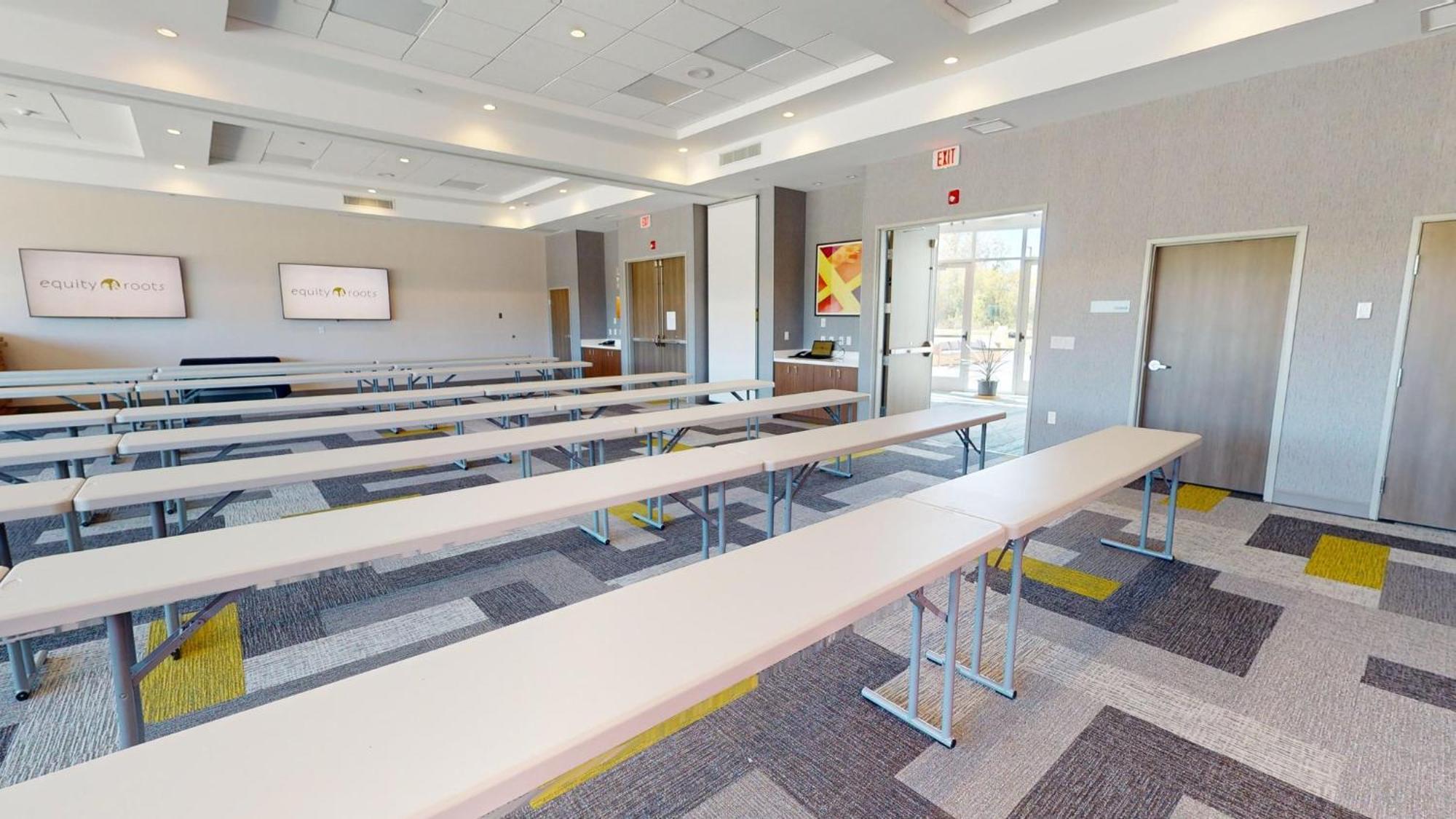 Holiday Inn Express & Suites Chicago Schaumburg By Ihg Esterno foto