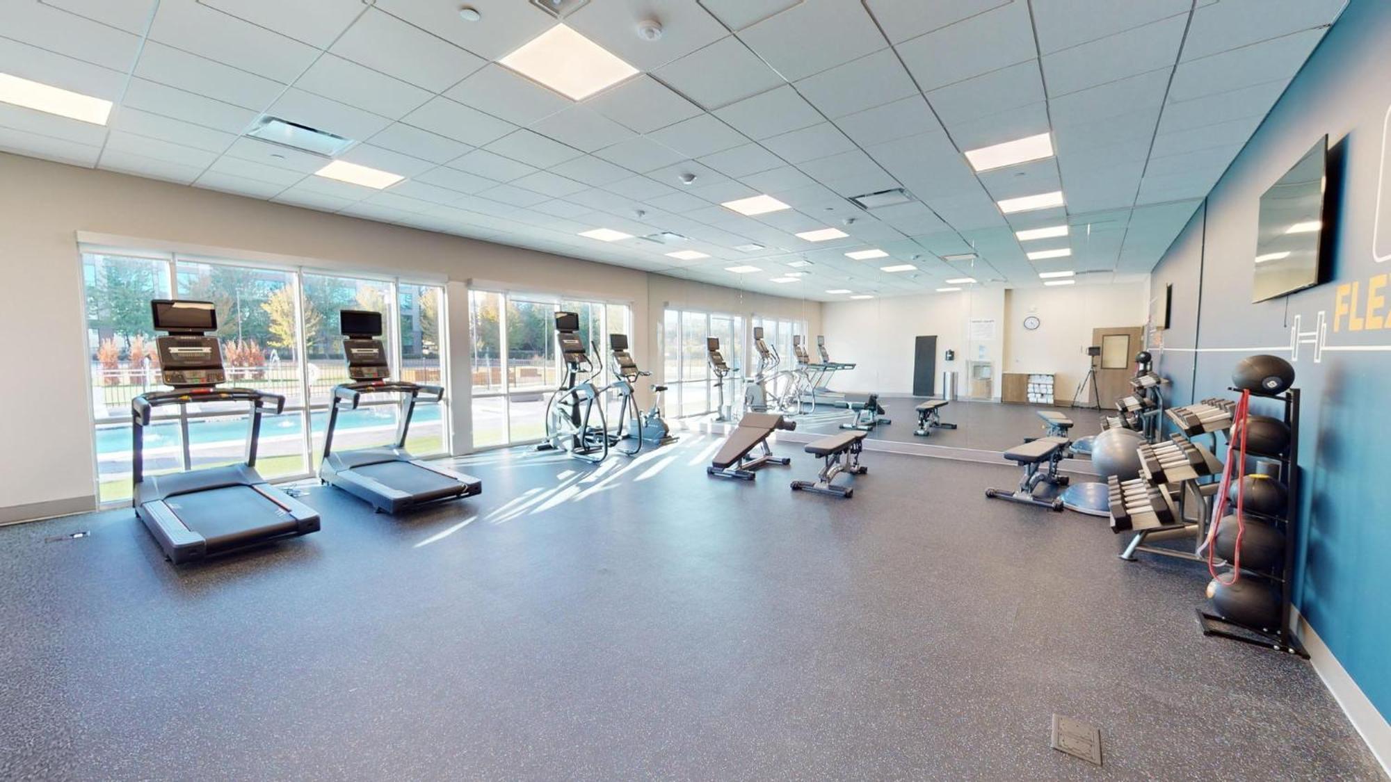 Holiday Inn Express & Suites Chicago Schaumburg By Ihg Esterno foto